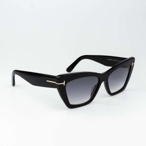 Tom Ford WYATT Women Sunglasses Black Gradient Smoke Cat Eye FT0871/S 01B BRAND - Picture 4 of 12